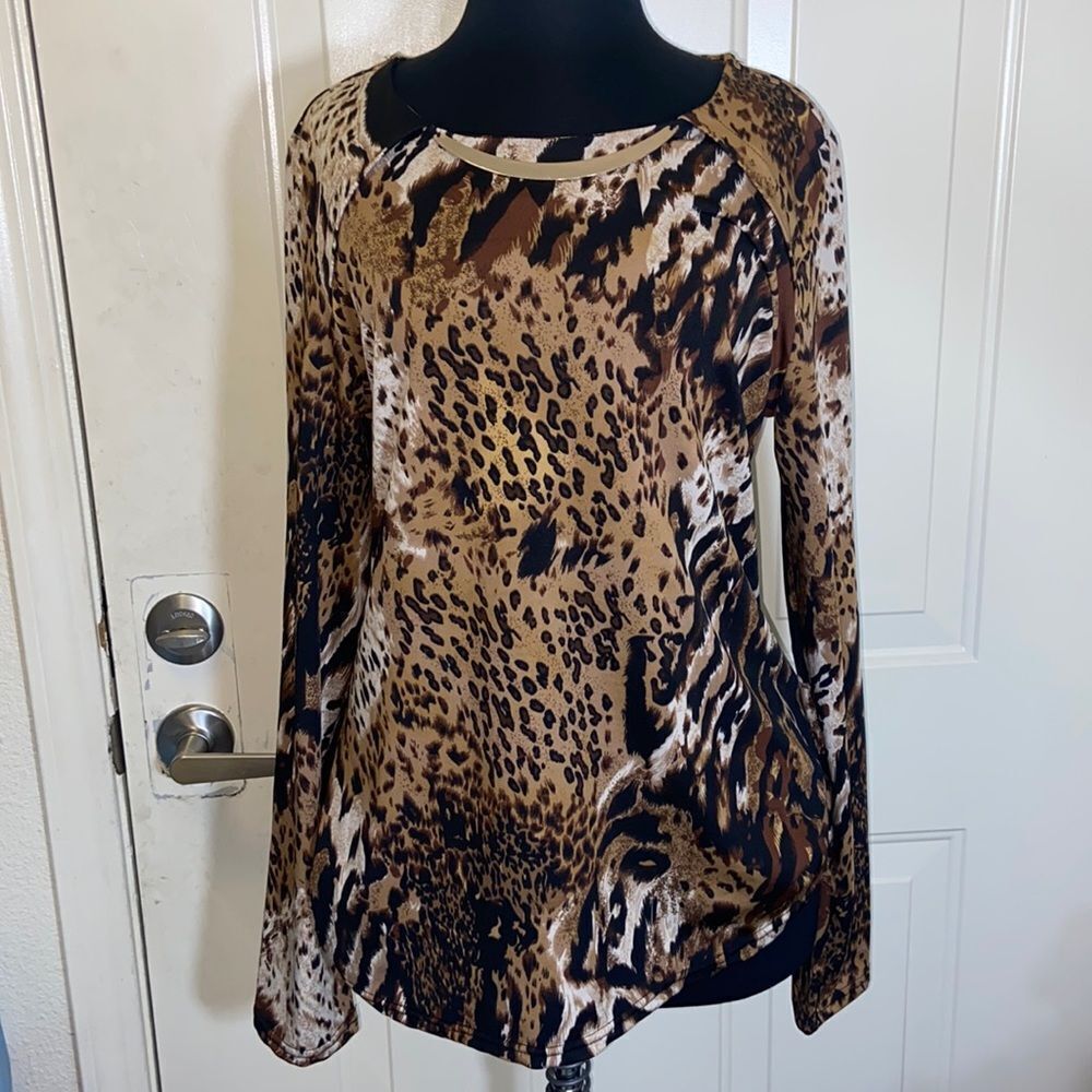 By Design Leopard Print Long Sleeve Women Top Blouse Size L